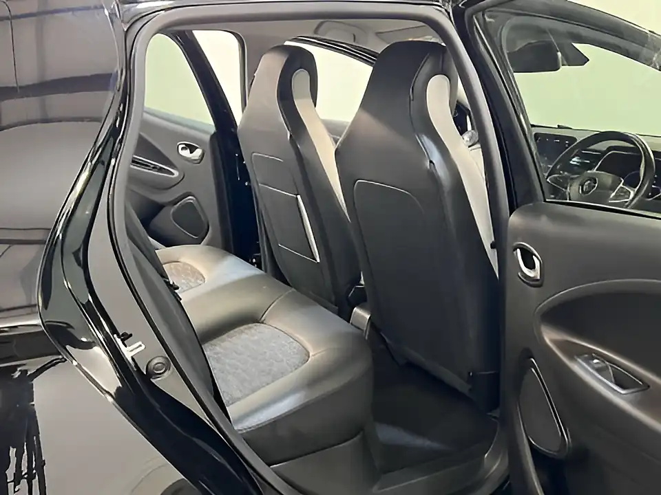 Used 2022 Renault Zoe GT Line+ Diamond Black - Interior and Exterior details 15