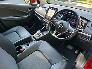 Used 2022 Renault Zoe GT Line + Red - Interior and Exterior details 11