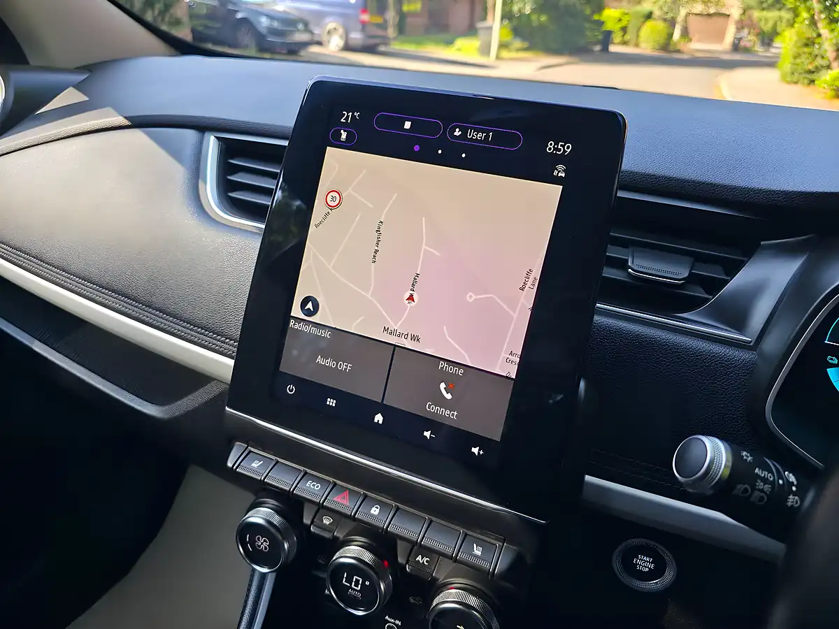 Used 2022 Renault Zoe GT Line + Red - Interior and Exterior details 16