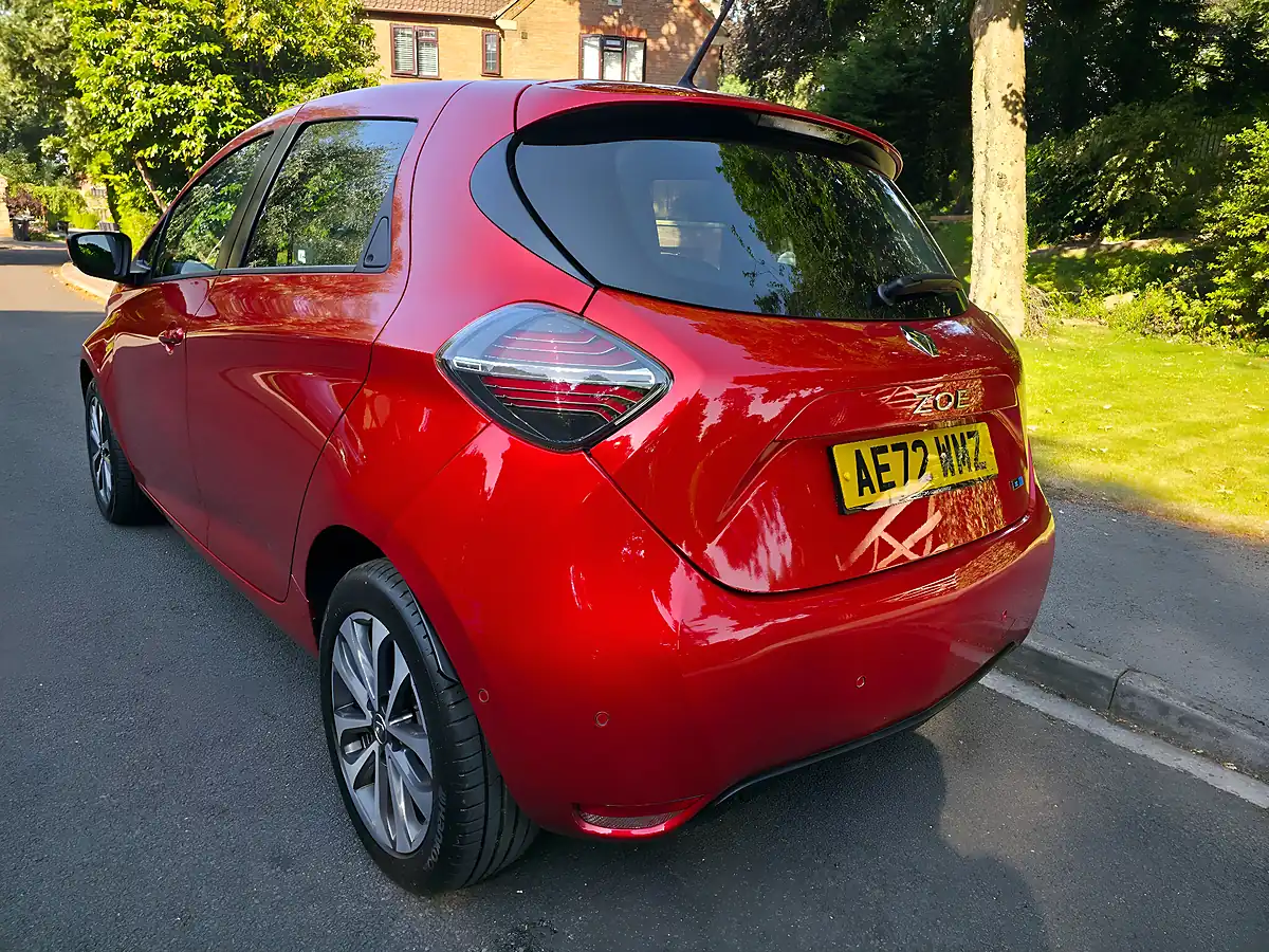 Used 2022 Renault Zoe GT Line + Red - Interior and Exterior details 4