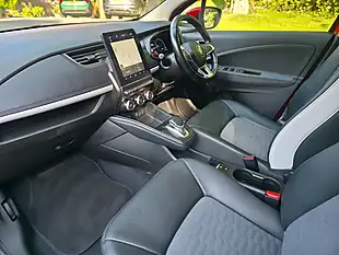 Used 2022 Renault Zoe GT Line + Red - Interior and Exterior details 9