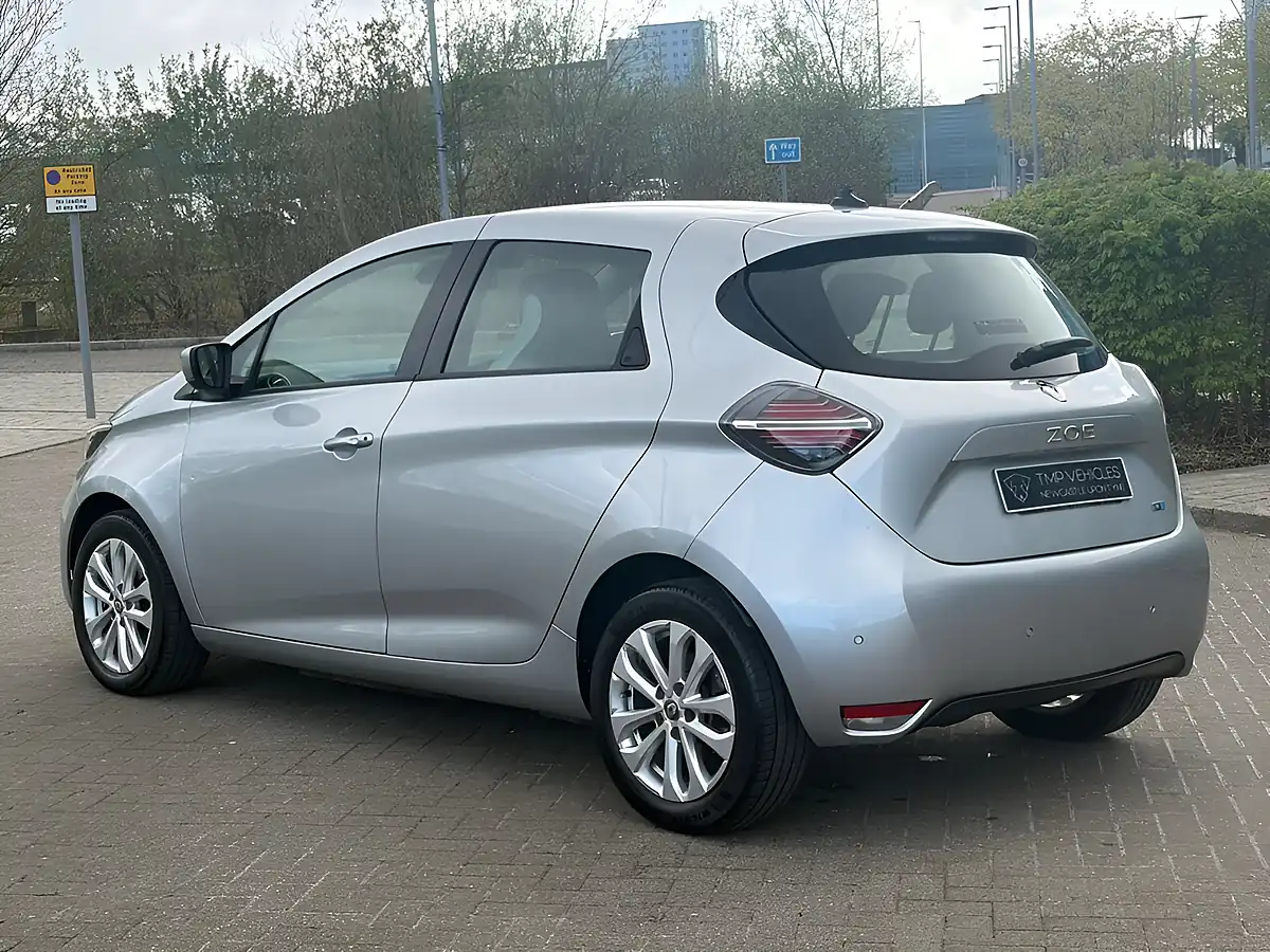 Used 2022 Renault Zoe Highland Grey - Interior and Exterior details 4