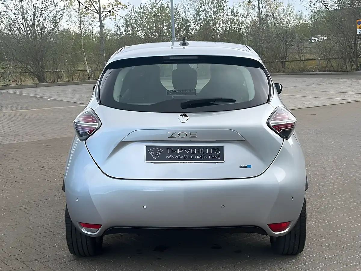Used 2022 Renault Zoe Highland Grey - Interior and Exterior details 5
