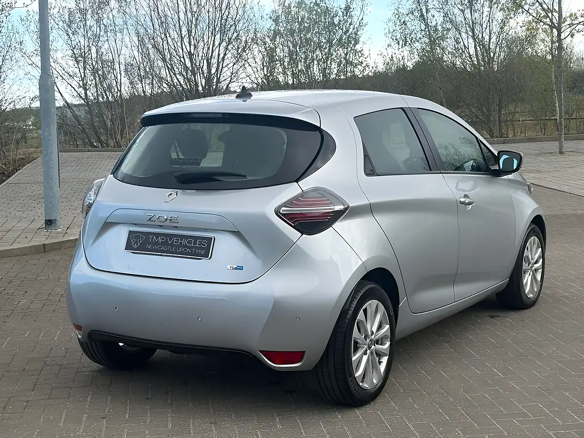 Used 2022 Renault Zoe Highland Grey - Interior and Exterior details 6