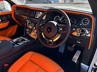 Used 2022 Rolls-Royce Cullinan Black Badge Arctic White - Interior and Exterior details 16