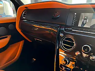 Used 2022 Rolls-Royce Cullinan Black Badge Arctic White - Interior and Exterior details 18