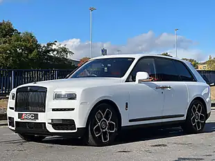 Used 2022 Rolls-Royce Cullinan Black Badge Arctic White - Interior and Exterior details 6
