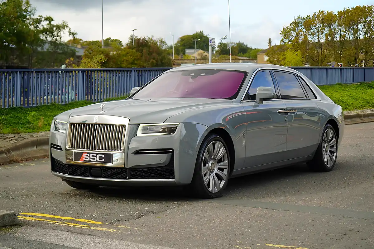 Used 2022 Rolls-Royce Ghost Ewb Burnout Grey - Interior and Exterior details 6