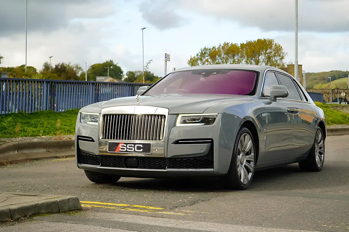 Used 2022 Rolls-Royce Ghost Ewb Burnout Grey - Interior and Exterior details 7