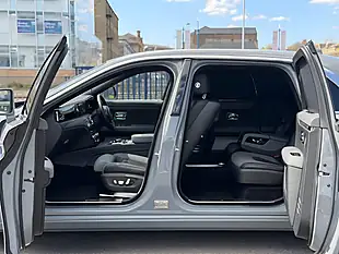Used 2022 Rolls-Royce Ghost Ewb Saloon Grey - Interior and Exterior details 11
