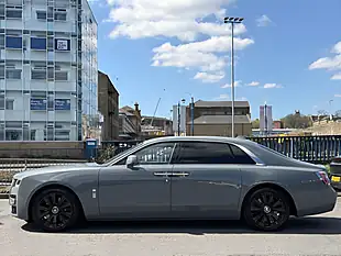 Used 2022 Rolls-Royce Ghost Ewb Saloon Grey - Interior and Exterior details 7
