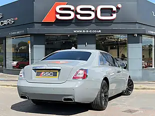 Used 2022 Rolls-Royce Ghost Ewb Saloon Grey - Interior and Exterior details 9