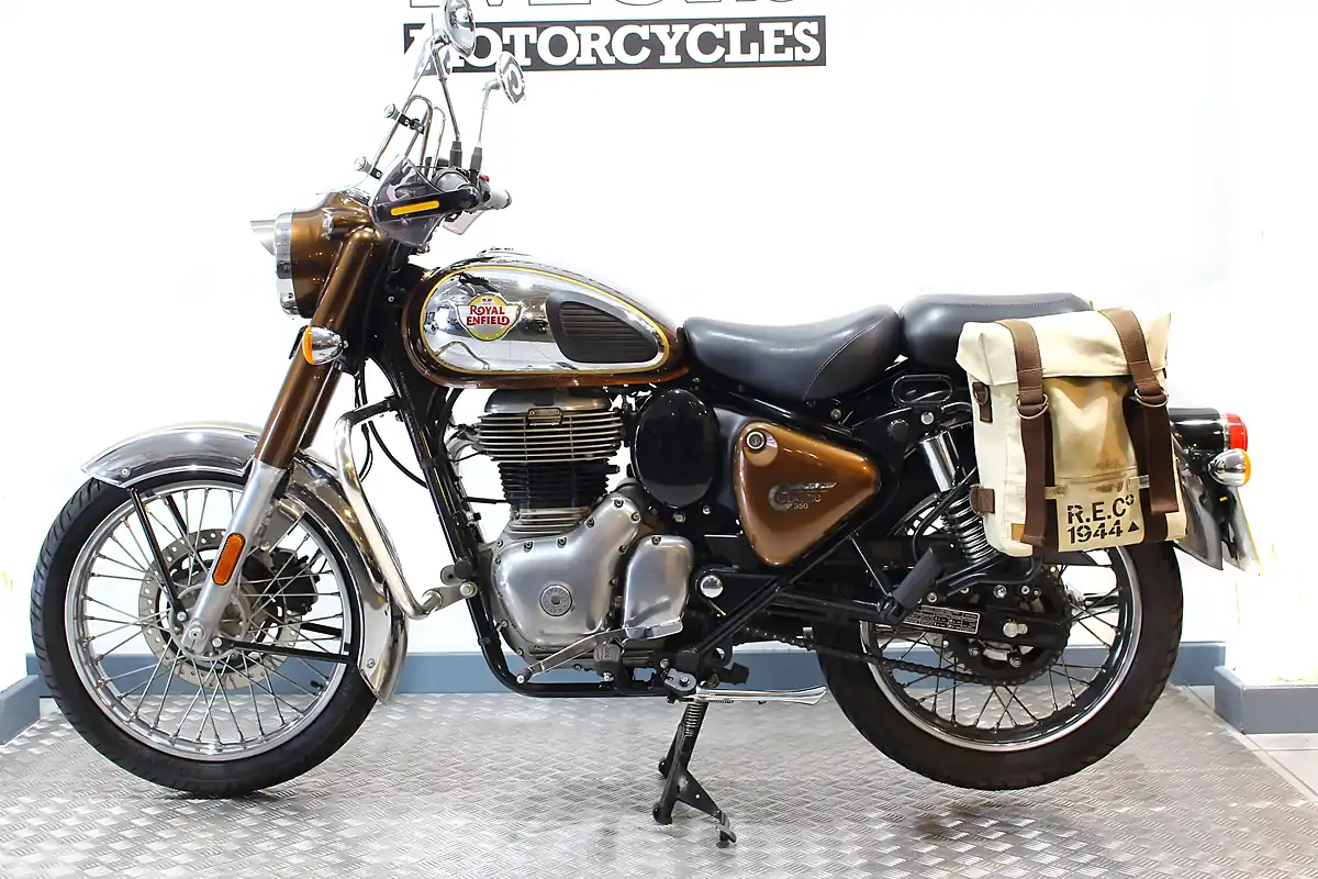 Used 2022 Royal Enfield Classic 350 Bronze - Interior and Exterior details 9