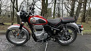 Used 2022 Royal Enfield Classic 350 Red/Chrome - Interior and Exterior details 2