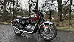 Used 2022 Royal Enfield Classic 350 Red/Chrome - Interior and Exterior details 3
