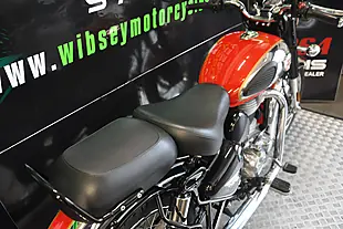 Used 2022 Royal Enfield Classic 350 Red - Interior and Exterior details 20