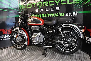 Used 2022 Royal Enfield Classic 350 Red - Interior and Exterior details 4