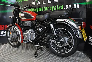 Used 2022 Royal Enfield Classic 350 Red - Interior and Exterior details 5