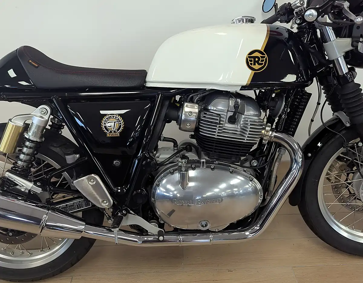 Used 2022 Royal Enfield Continental GT 650 White - Interior and Exterior details 11