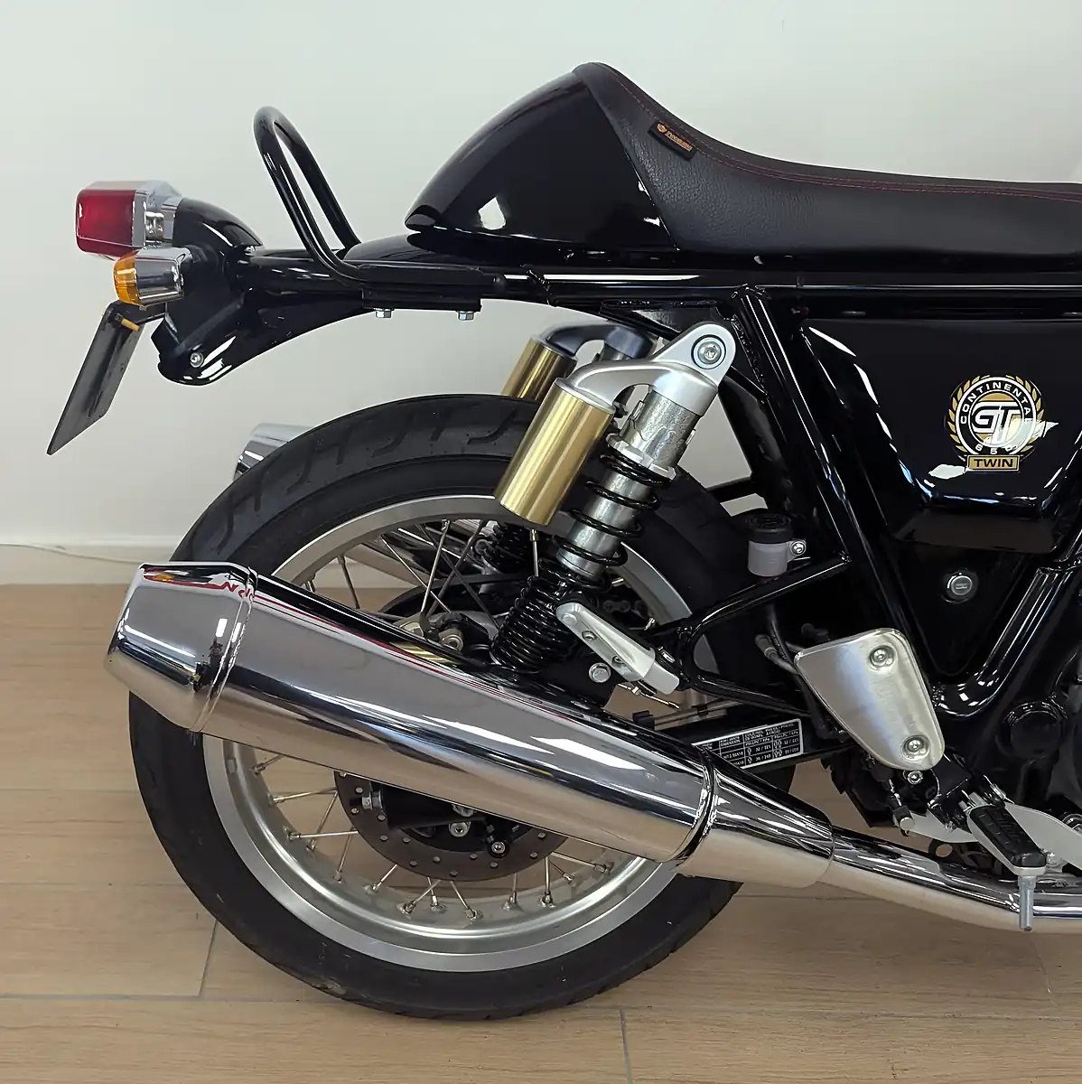 Used 2022 Royal Enfield Continental GT 650 White - Interior and Exterior details 19
