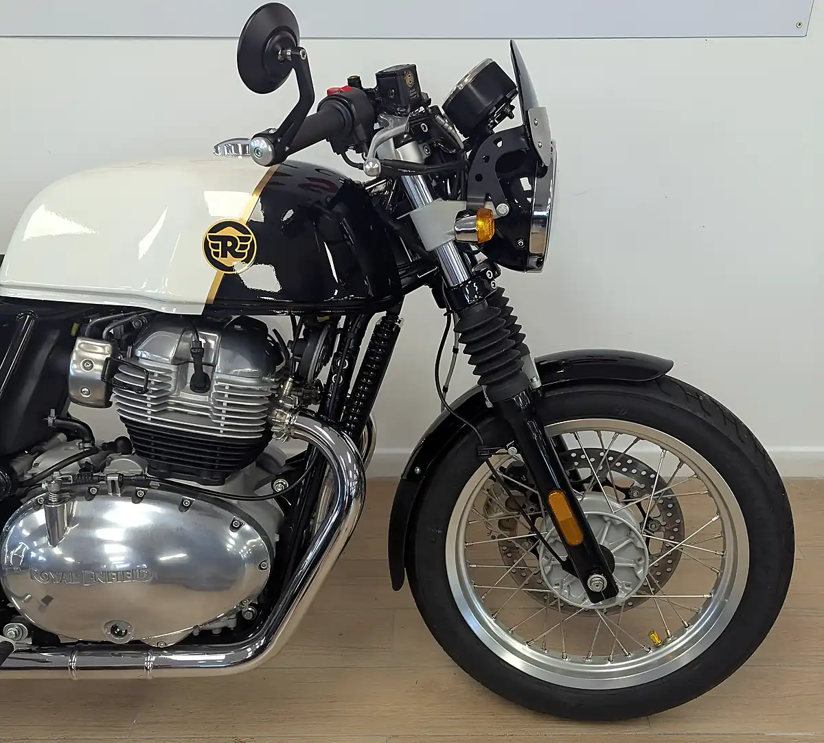 Used 2022 Royal Enfield Continental GT 650 White - Interior and Exterior details 20
