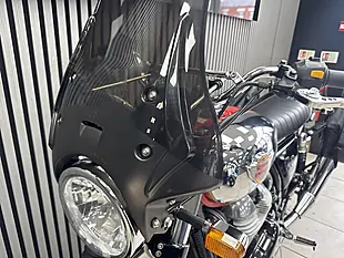 Used 2022 Royal Enfield Interceptor 650 Chrome Tank Silver/Red - Interior and Exterior details 10