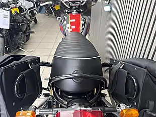 Used 2022 Royal Enfield Interceptor 650 Chrome Tank Silver/Red - Interior and Exterior details 14