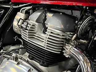 Used 2022 Royal Enfield Interceptor 650 Red - Interior and Exterior details 13