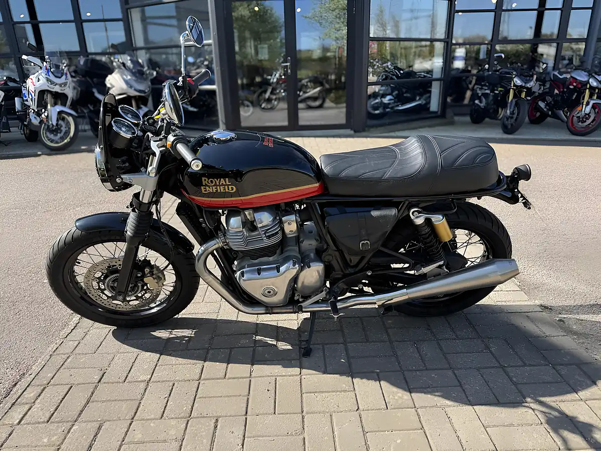 Used 2022 Royal Enfield Interceptor Int Black/Red - Interior and Exterior details 6