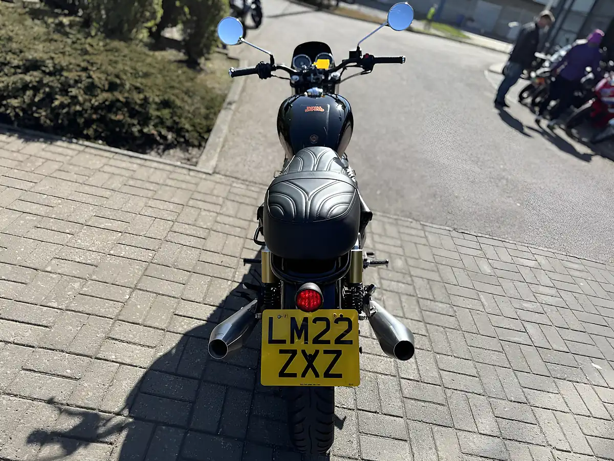 Used 2022 Royal Enfield Interceptor Int Black/Red - Interior and Exterior details 8