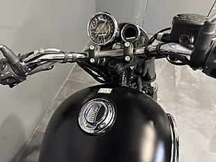 Used 2022 Royal Enfield Meteor 350 Black - Interior and Exterior details 8