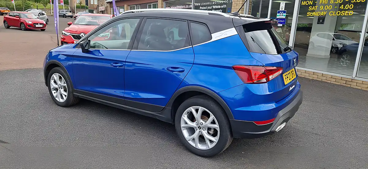 Used 2022 SEAT Arona Fr Blue - Interior and Exterior details 8