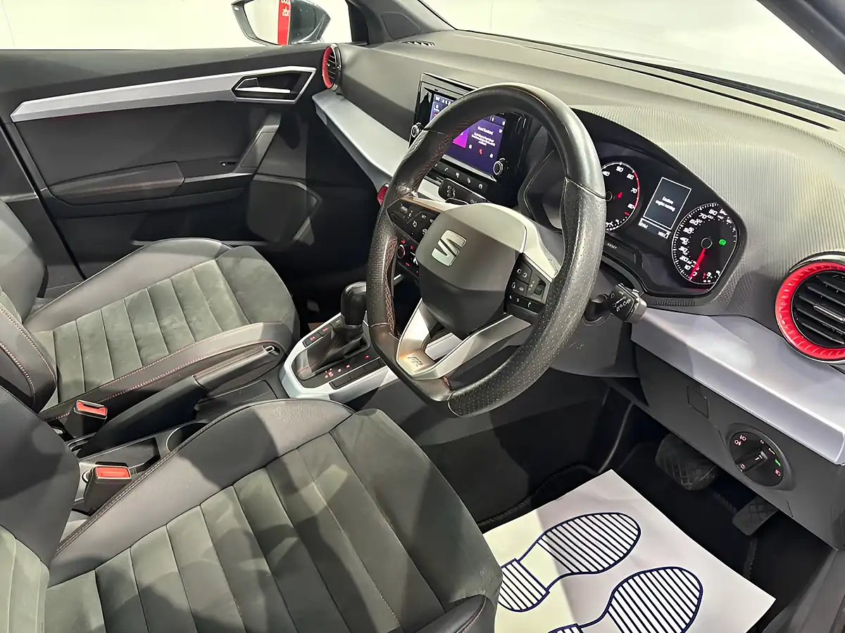 Used 2022 SEAT Arona Fr Edition Black - Interior and Exterior details 10