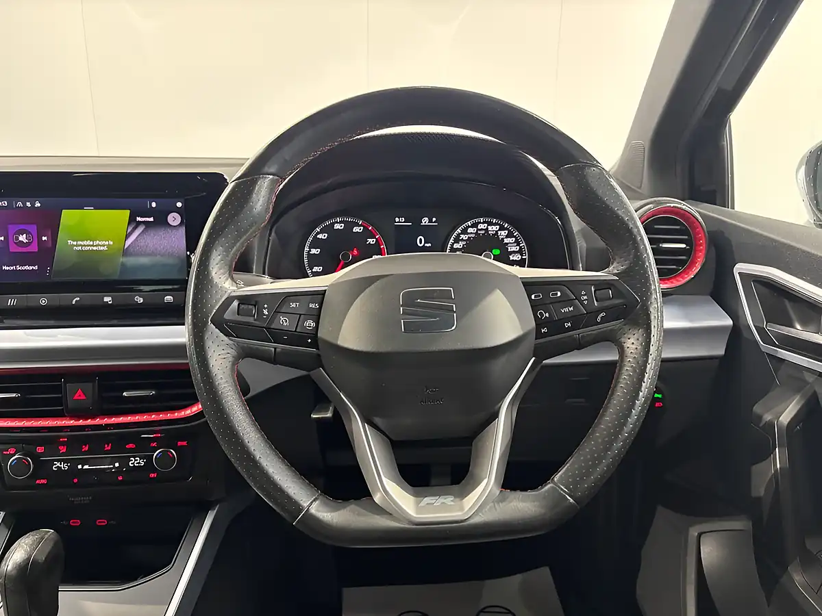 Used 2022 SEAT Arona Fr Edition Black - Interior and Exterior details 12