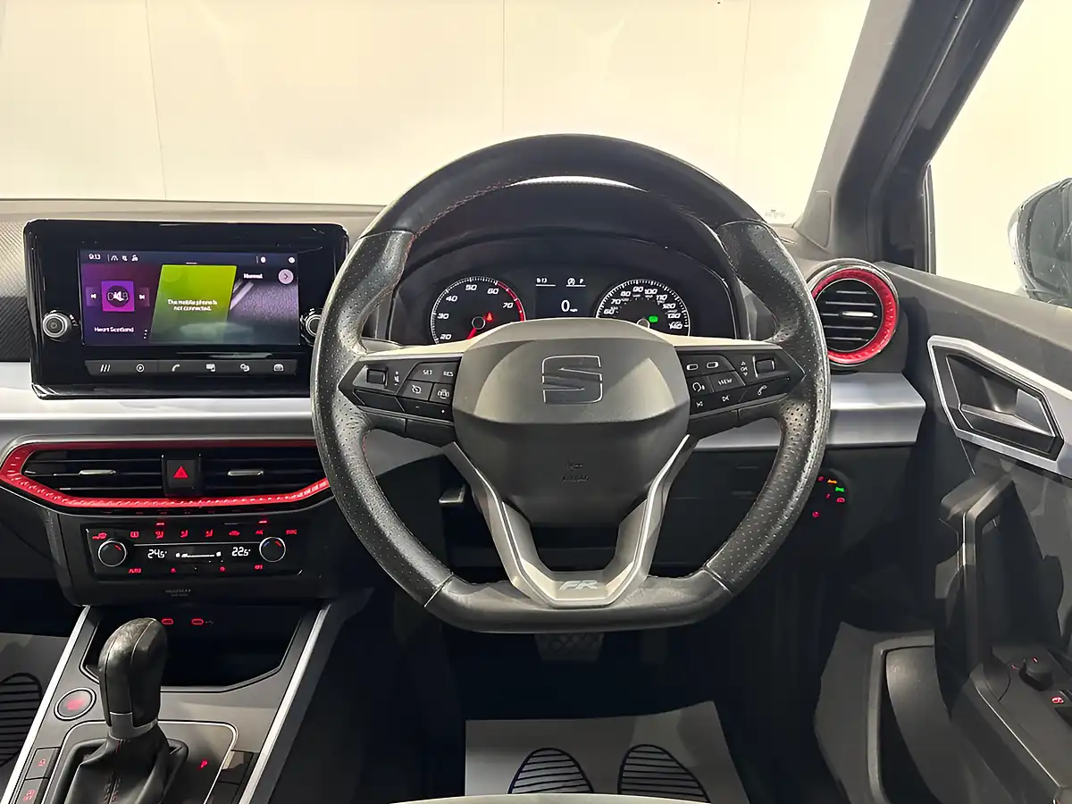 Used 2022 SEAT Arona Fr Edition Black - Interior and Exterior details 14