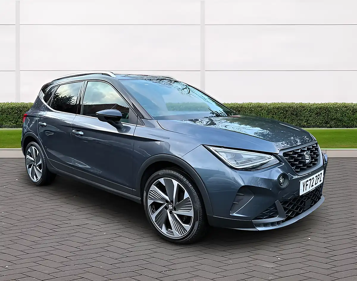 Used 2022 SEAT Arona Fr Edition Grey - Front View