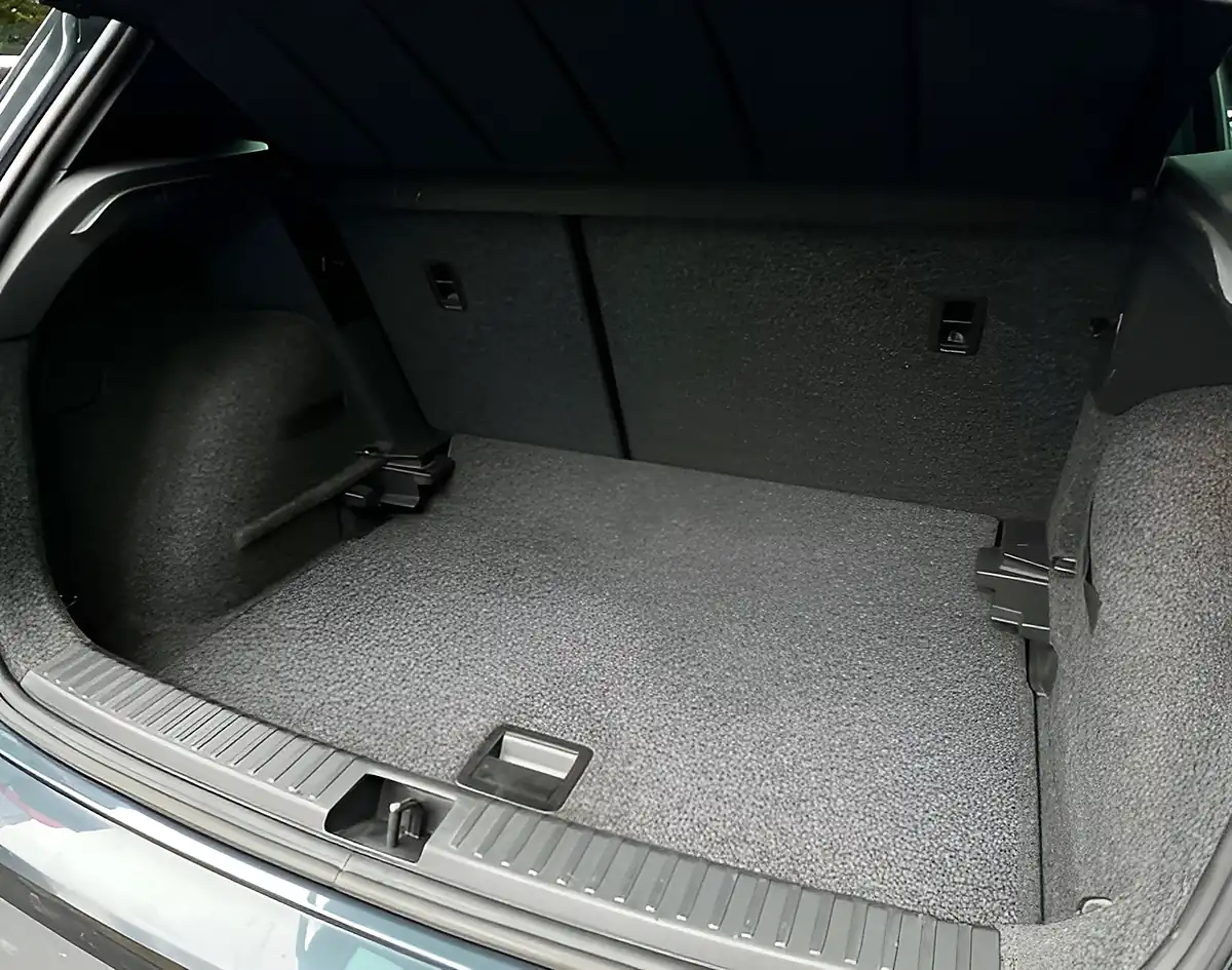 Used 2022 SEAT Arona Fr Edition Grey - Interior and Exterior details 12