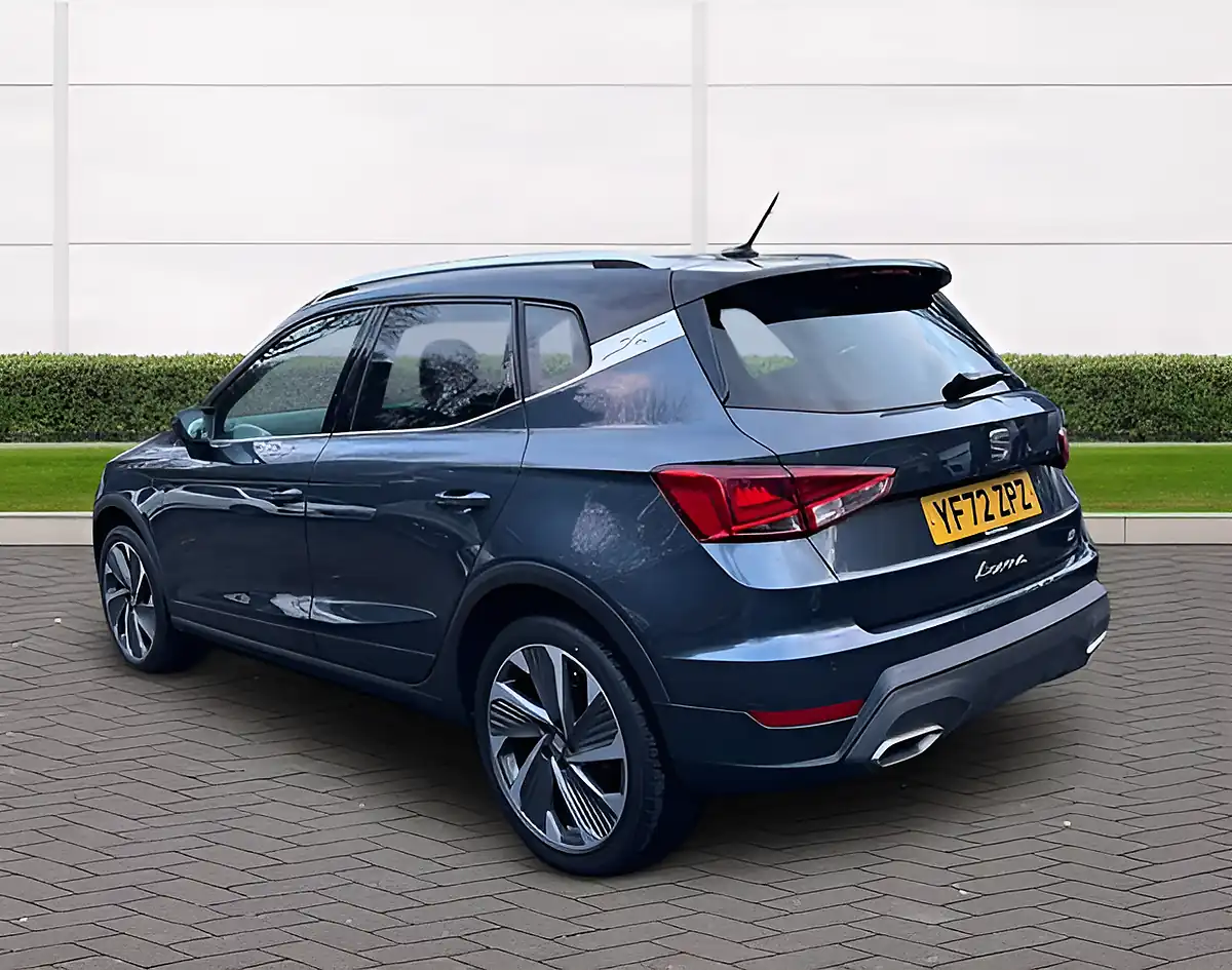 Used 2022 SEAT Arona Fr Edition Grey - Interior and Exterior details 4