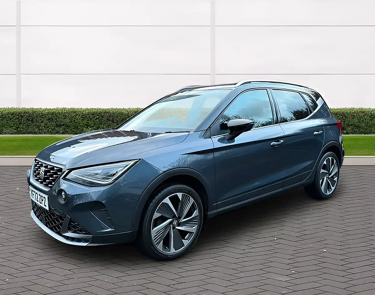 Used 2022 SEAT Arona Fr Edition Grey - Interior and Exterior details 6