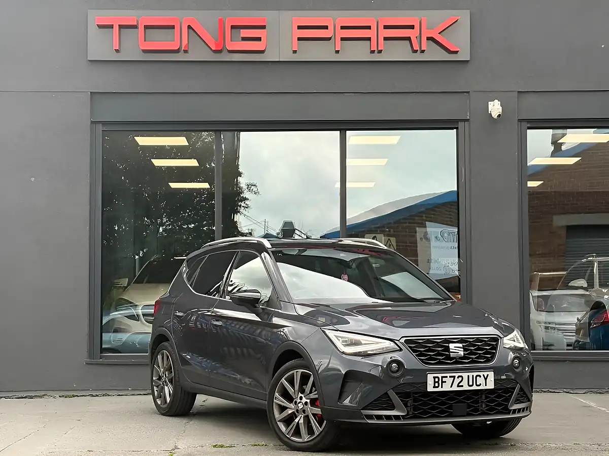 Used 2022 SEAT Arona Fr Edition Grey - Front View