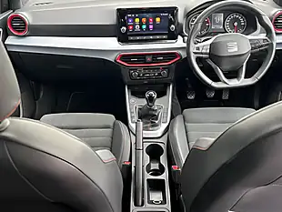 Used 2022 SEAT Arona Fr Edition Grey - Interior and Exterior details 14