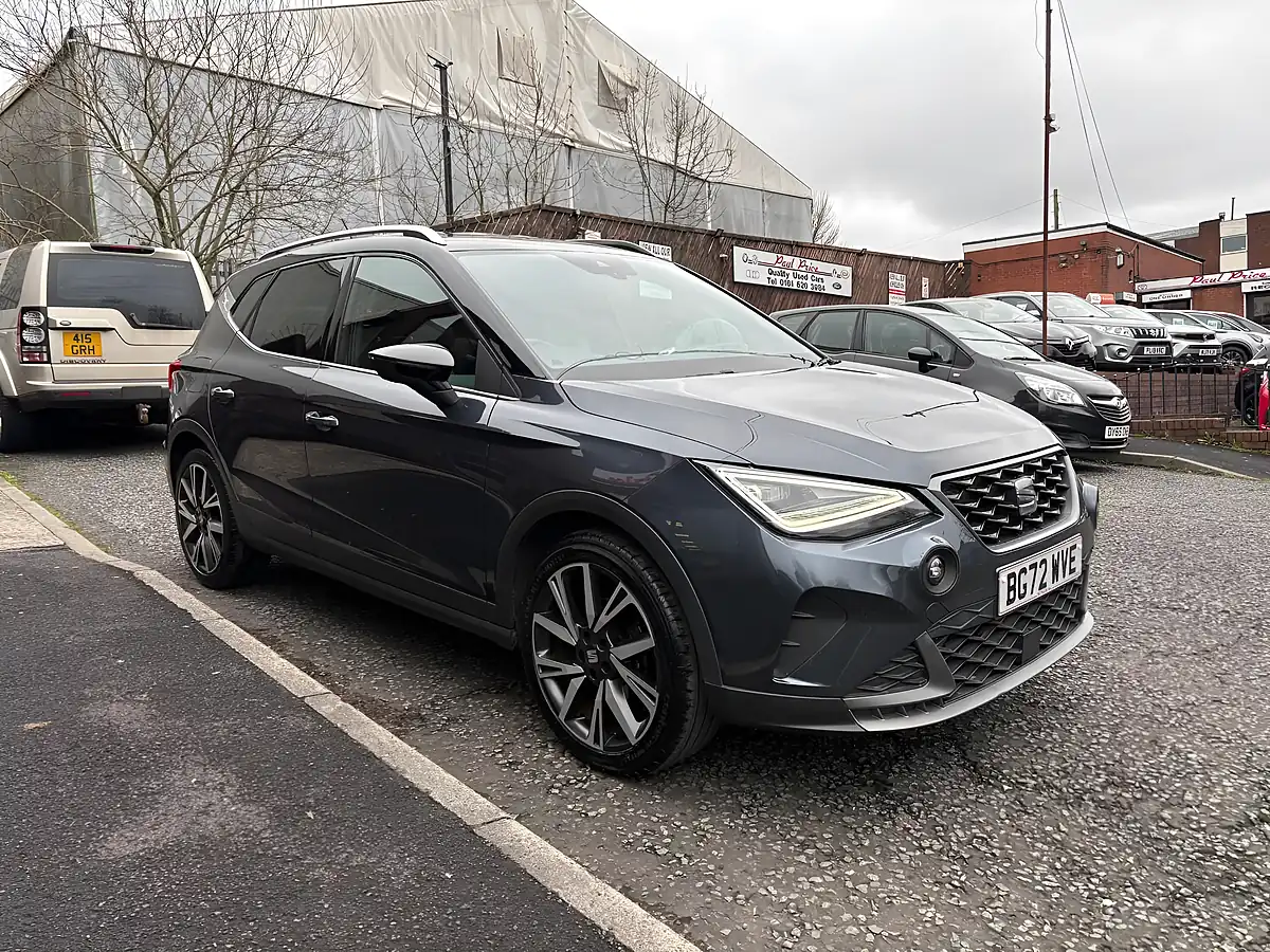 Used 2022 SEAT Arona Fr Edition Grey - Front View