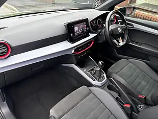 Used 2022 SEAT Arona Fr Edition Grey - Interior and Exterior details 13