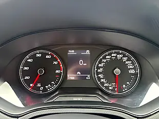 Used 2022 SEAT Arona Fr Edition Grey - Interior and Exterior details 14
