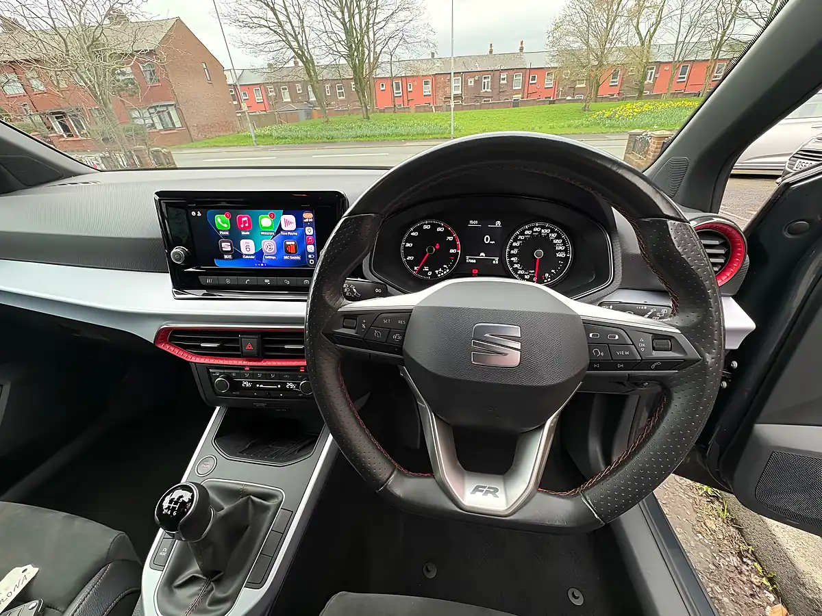 Used 2022 SEAT Arona Fr Edition Grey - Interior and Exterior details 18