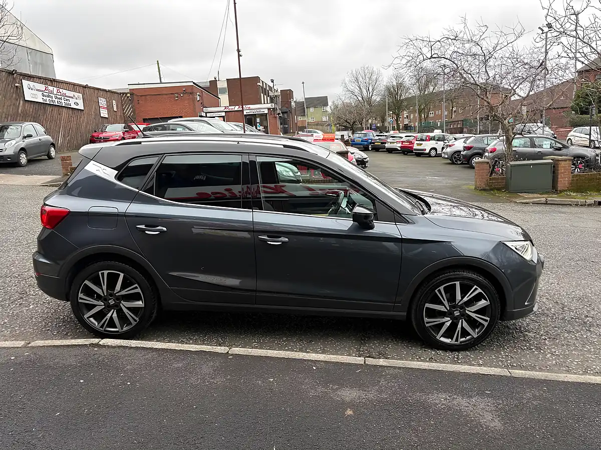 Used 2022 SEAT Arona Fr Edition Grey - Interior and Exterior details 2