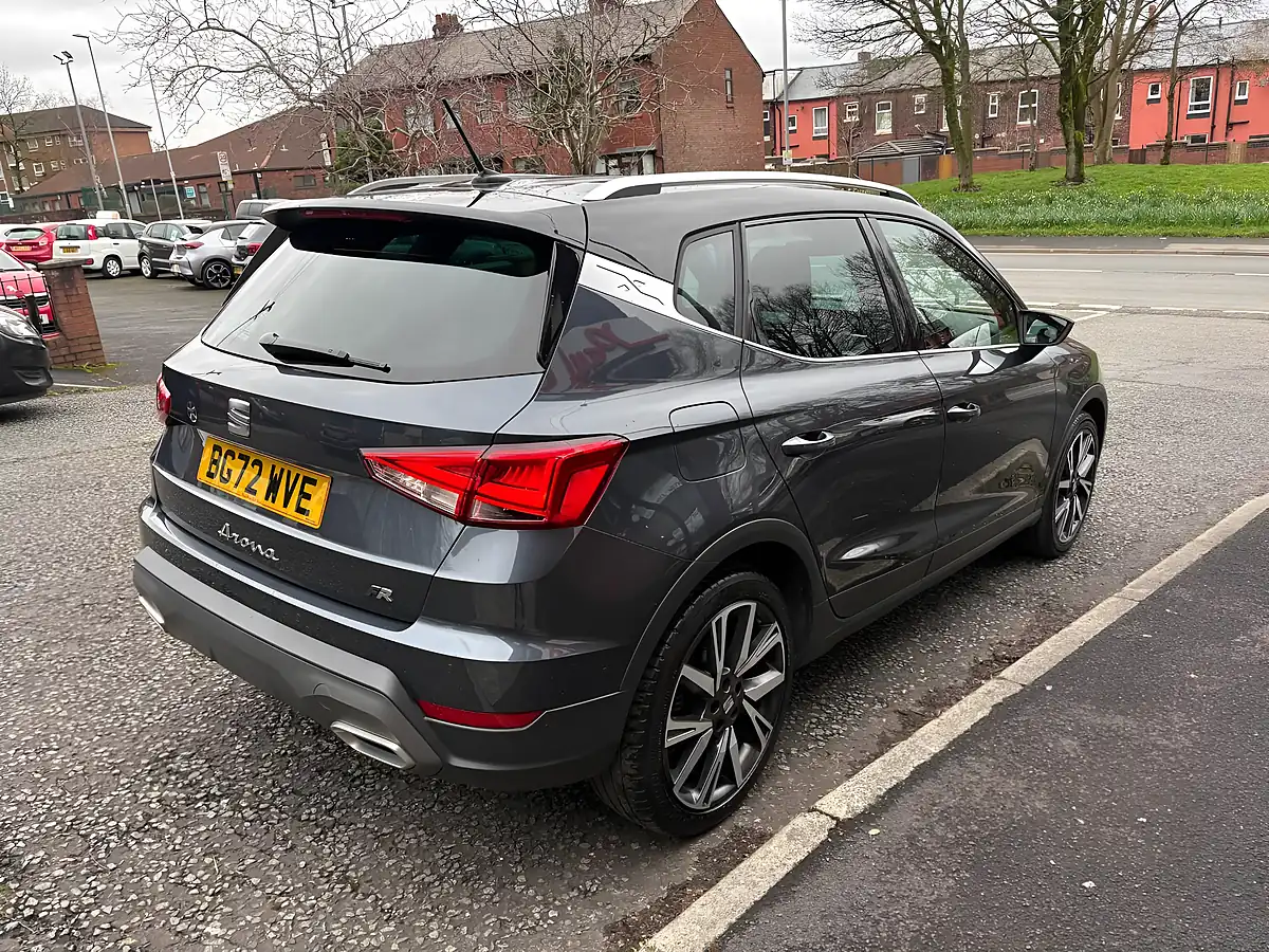 Used 2022 SEAT Arona Fr Edition Grey - Interior and Exterior details 3