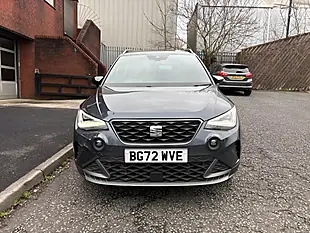 Used 2022 SEAT Arona Fr Edition Grey - Interior and Exterior details 8