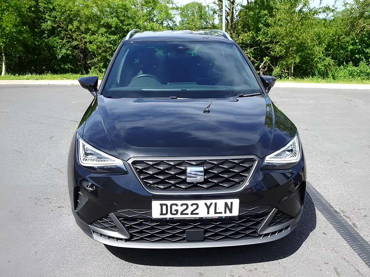 Used 2022 SEAT Arona Fr Midnight Black - Interior and Exterior details 4