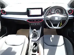 Used 2022 SEAT Arona Fr Midnight Black - Interior and Exterior details 5